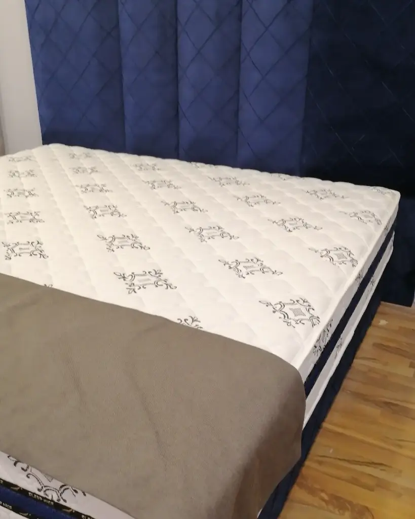 مرتبه ناشوره نفر ونص 120*200سم 