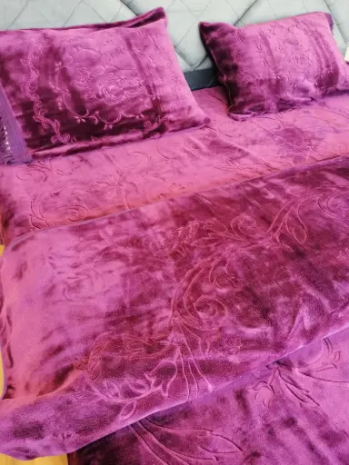 [5323002] بطانيه بيل اسباني محفور نفر (220*160)