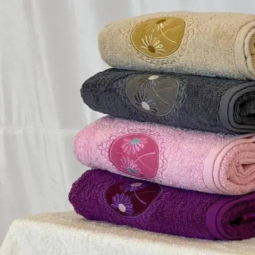 [5331014] منشفه مصري 70*130 مطرز 